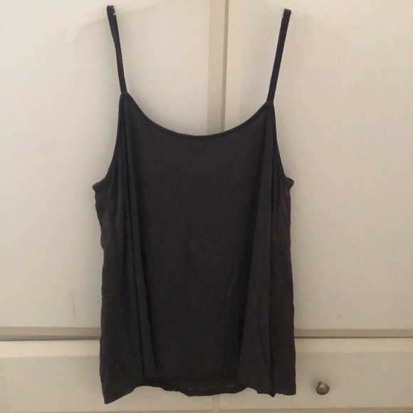 tank top - Picture 2 of 6